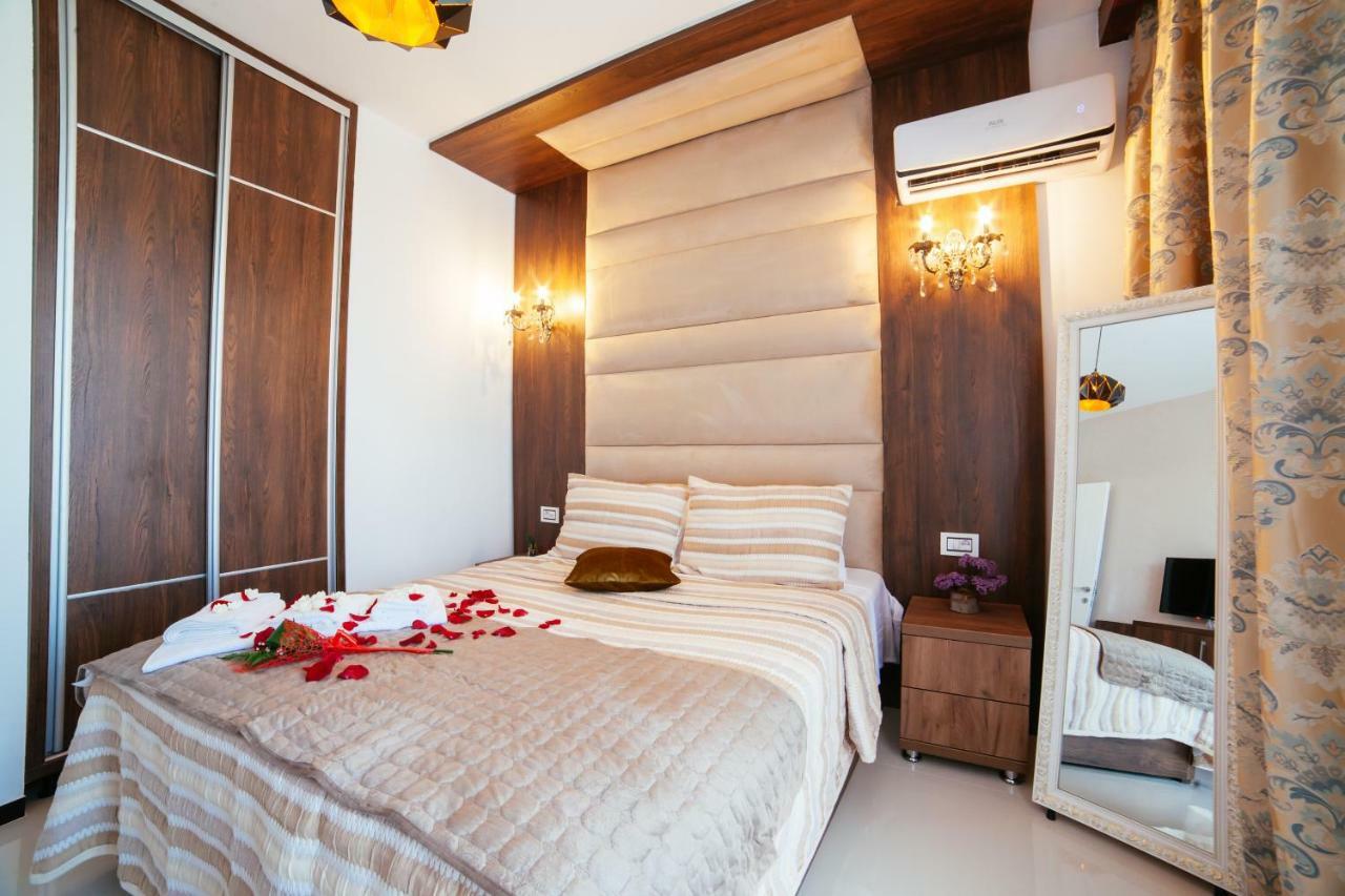 Hotel Platinum Ulcinj Buitenkant foto