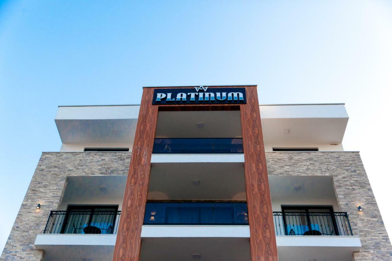 Hotel Platinum Ulcinj Buitenkant foto