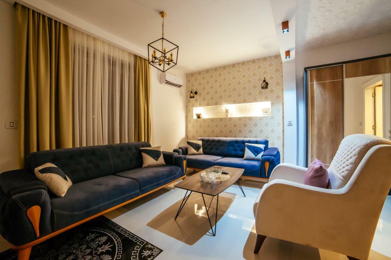 Hotel Platinum Ulcinj Buitenkant foto