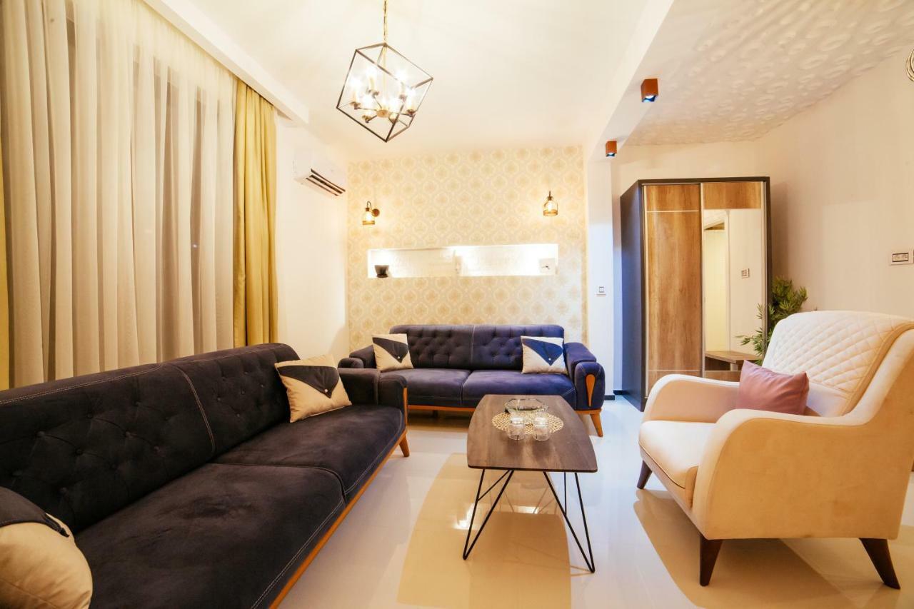 Hotel Platinum Ulcinj Buitenkant foto
