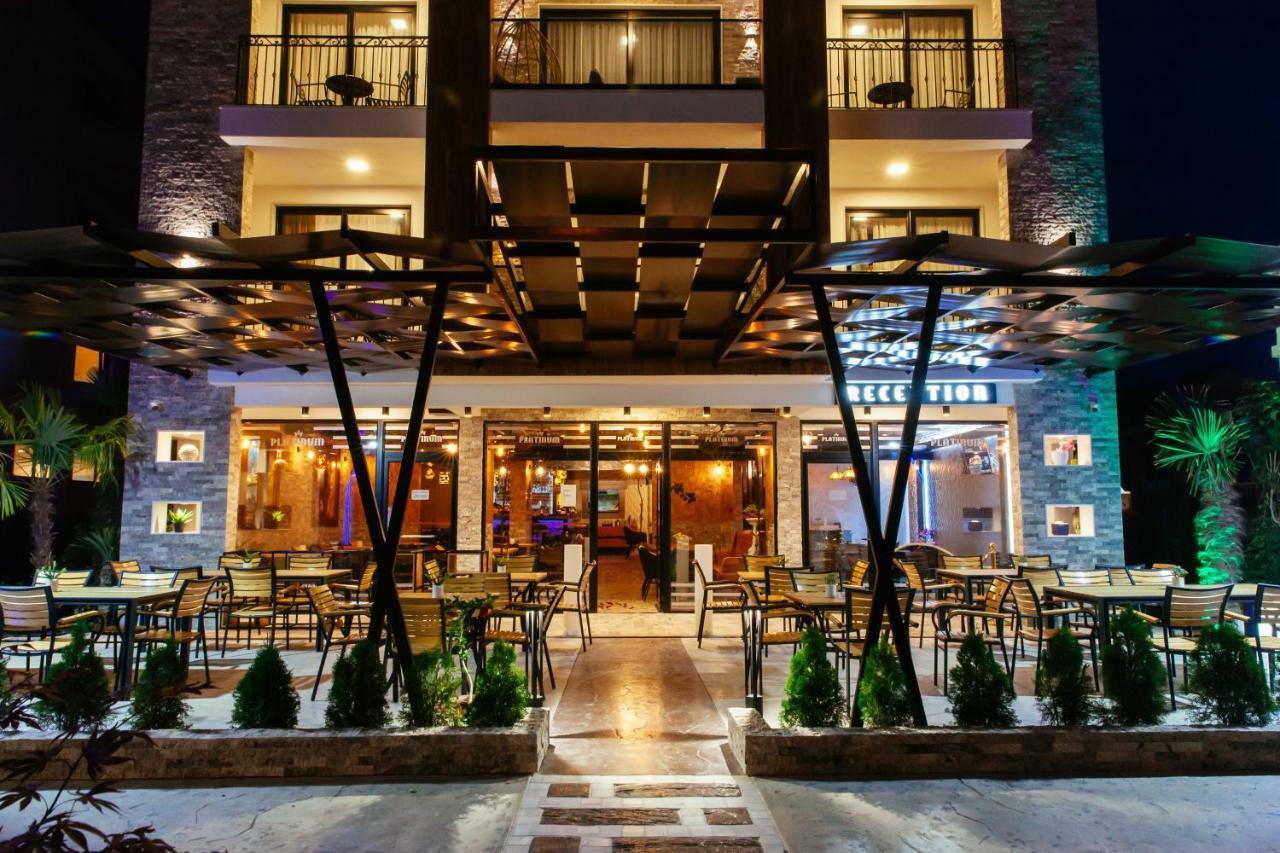 Hotel Platinum Ulcinj Buitenkant foto