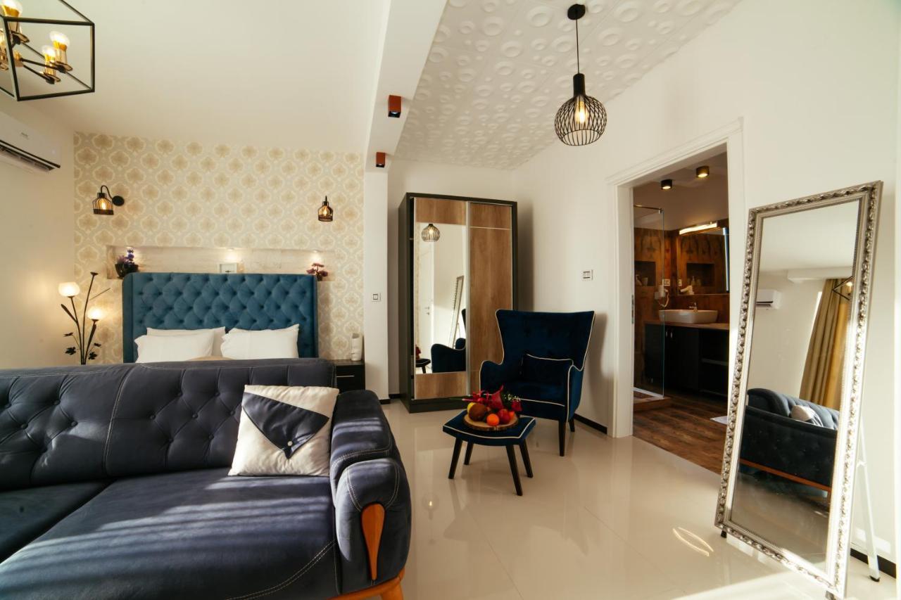 Hotel Platinum Ulcinj Buitenkant foto